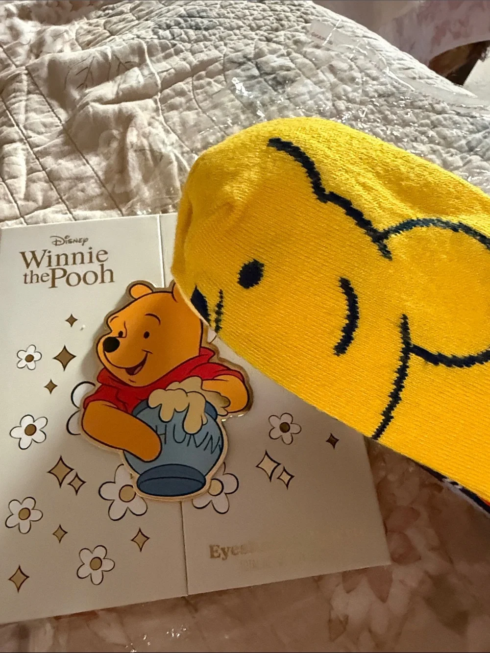 Disney Winnie the Pooh Eyeshadow Palette with 9 Bright Multicolor Socks NWOT